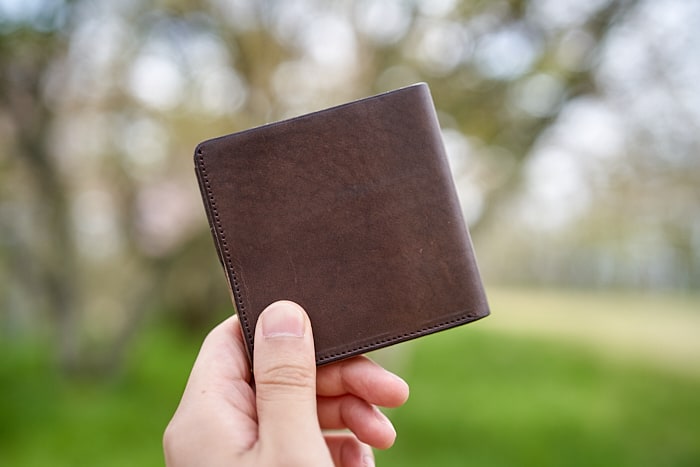 小さな薄い財布 HITOE FOLD レビュー：小さいけどちゃんと格好良い 